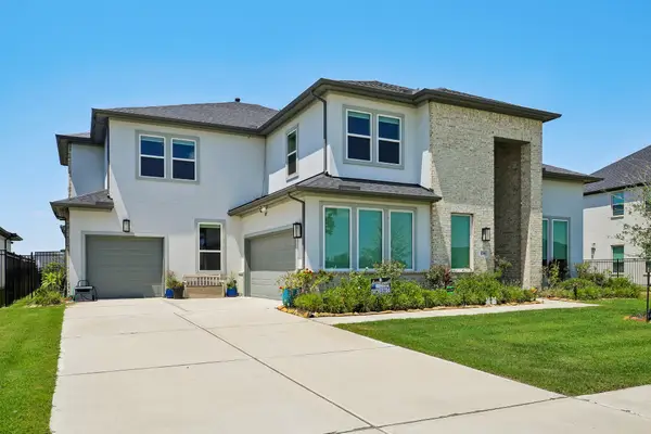 1796 Tanner Brook Lane, Friendswood, TX 77546