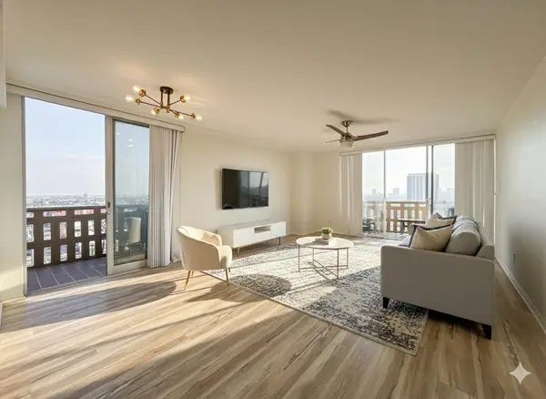 2016 Main Street #1502, Houston, TX 77002