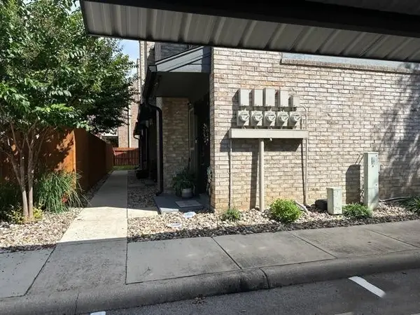 2718 Old Field Drive, San Antonio, TX 78247