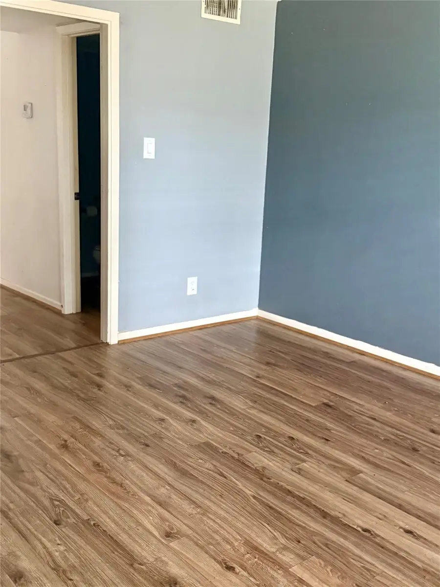 210 E North Street, Livingston, TX 77351 - #3