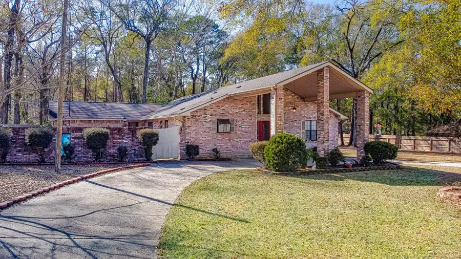103 Whippoorwill Drive, Livingston, TX 77351 - Image #2