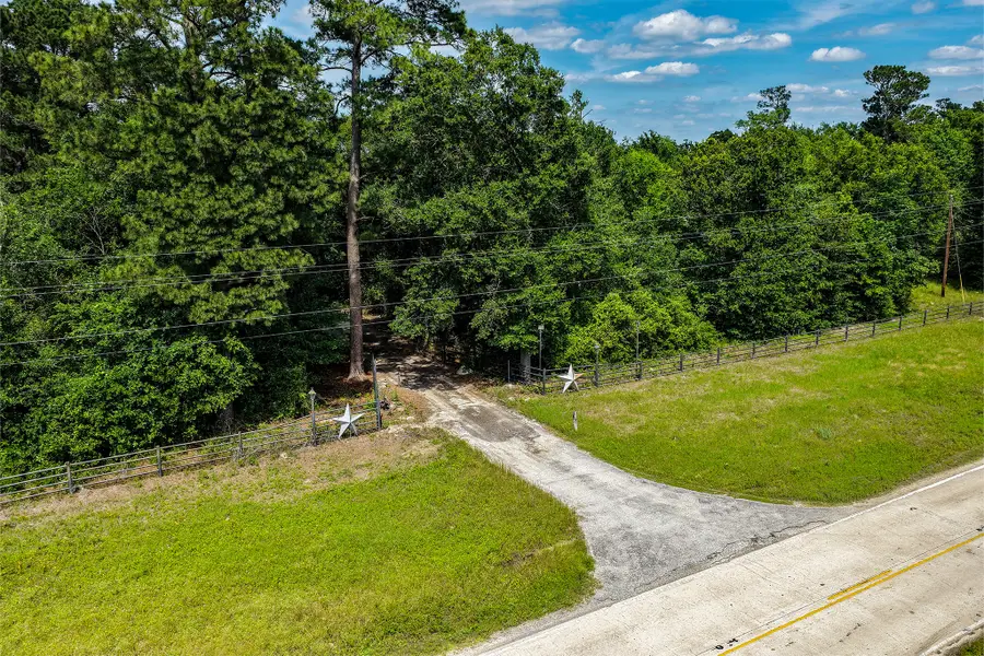 1726 I-45 N, Huntsville, TX 77320 - #3