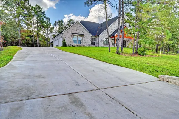 33911 Deer Creek Way, Stagecoach, TX 77355