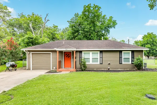 708 Alice Street, Sweeny, TX 77480