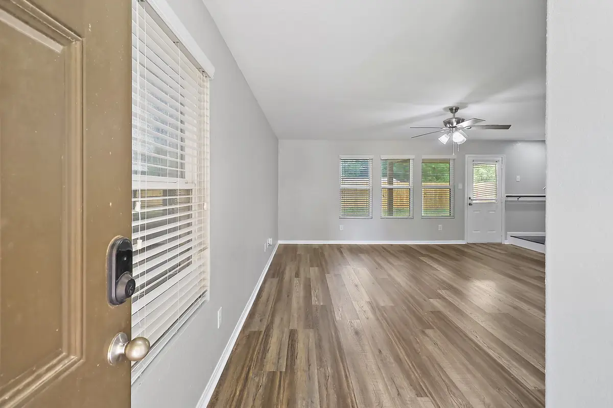 15607 Sheldon Ridge Way, Houston, TX 77044 - #1