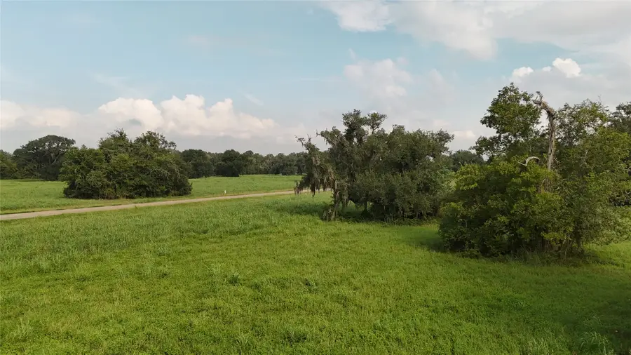 405 Pony Trail, Angleton, TX 77515 - #2