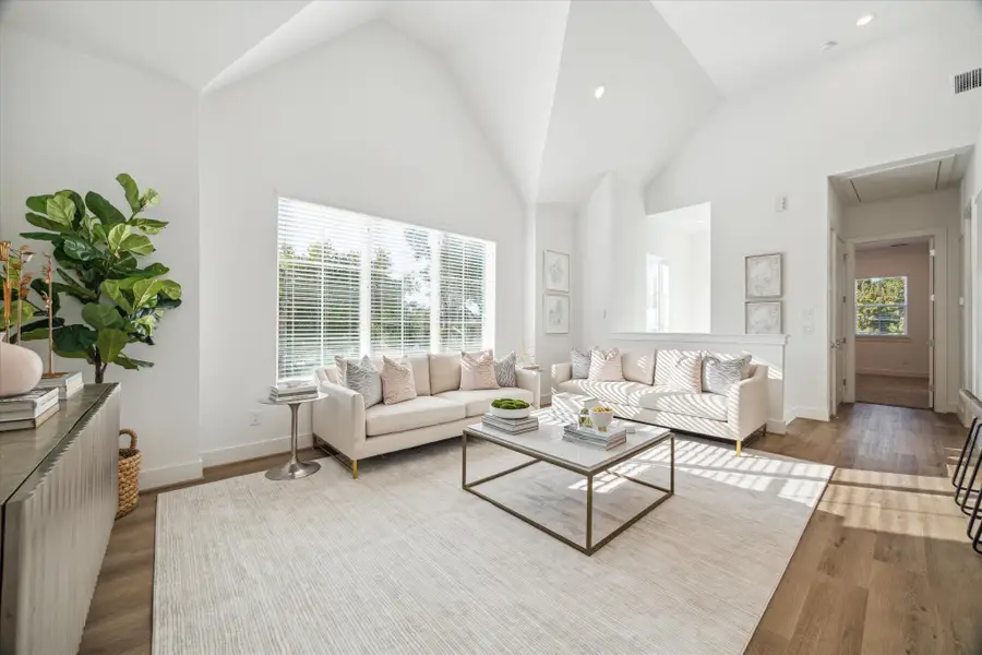 845 Elkhart Street #C, Houston, TX 77091 - Image #2