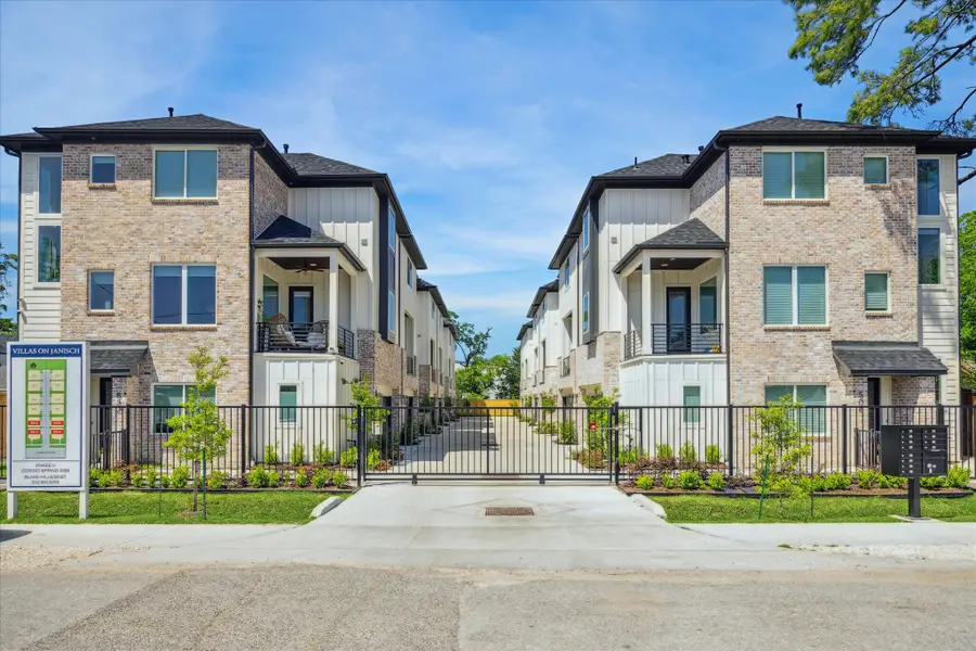 524 Janisch Road, Houston, TX 77018 - Image #2