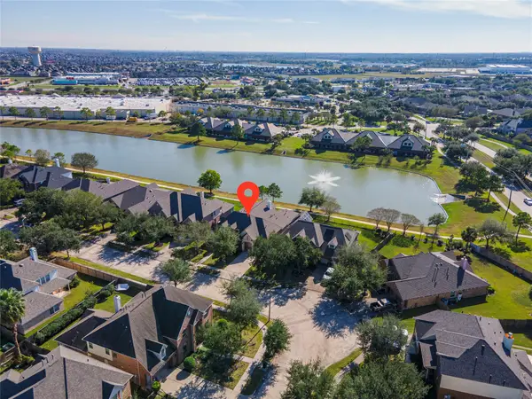 2967 Rising Tide Lane, League City, TX 77573