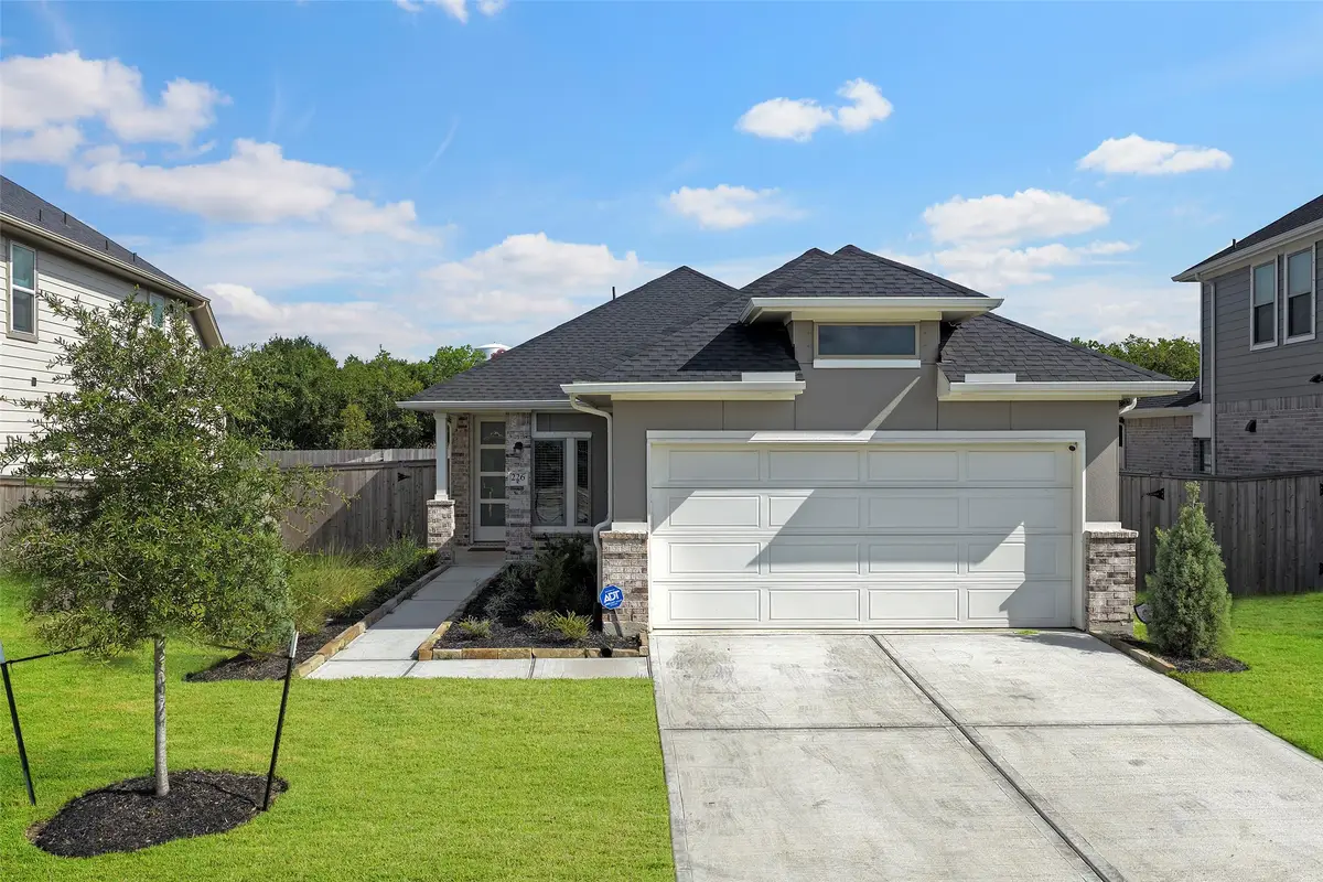 226 Orchard Laurel Drive, Alvin, TX 77511 - #1