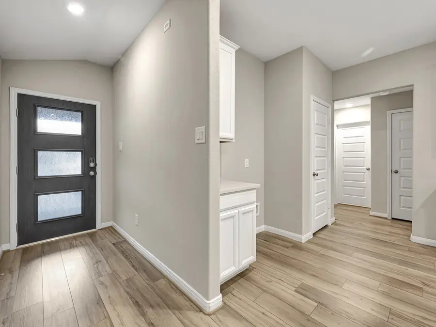 1643 Shae Oak Lane, Conroe, TX 77304 - Image #2