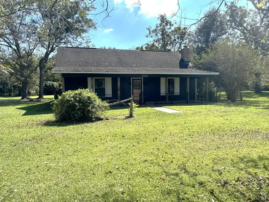 1207 Half Moon Drive, Wharton, TX 77488 - #2