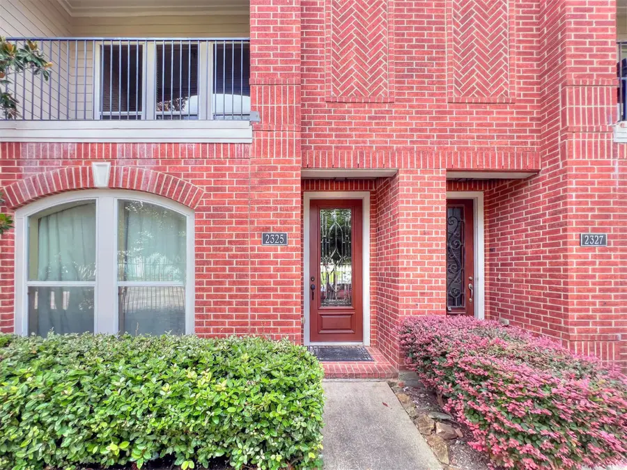 2325 Hutchins Street, Houston, TX 77004 - Image #2