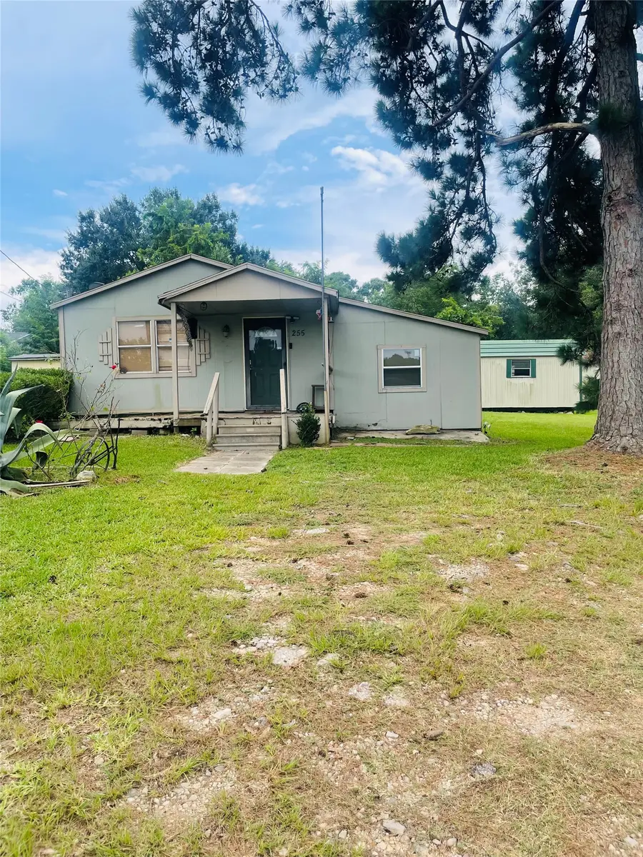 255 Bluebonnet, Livingston, TX 77351 - Image #2