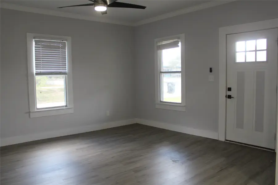 710 Fahrenthold Street, El Campo, TX 77437 - #2