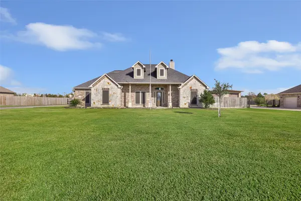 4603 Pineloch Bayou Drive, Baytown, TX 77523