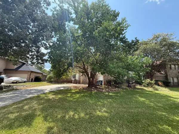 7714 Par Five Drive, Humble, TX 77346