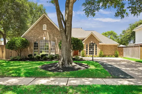 6407 Avenel Drive, Pasadena, TX 77505