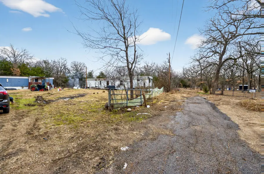 18032 County Road 3316, Frost, TX 76641 - #2