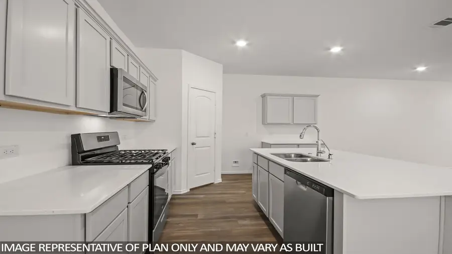 563 Belle Springs Lane, Conroe, TX 77301 - Image #2