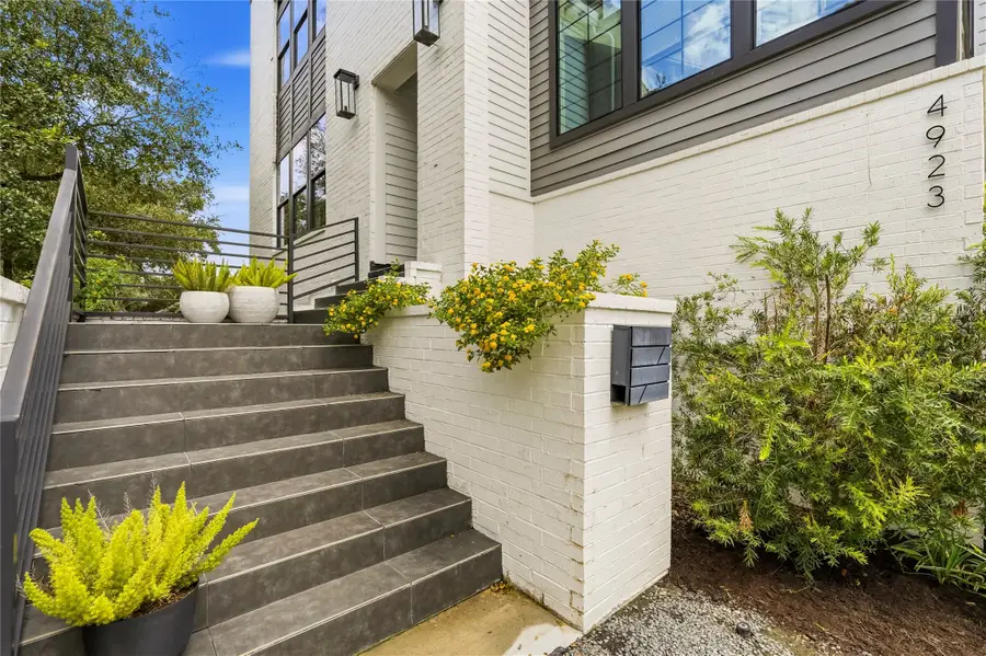 4923 Loch Lomond Drive Drive, Houston, TX 77096 - #2