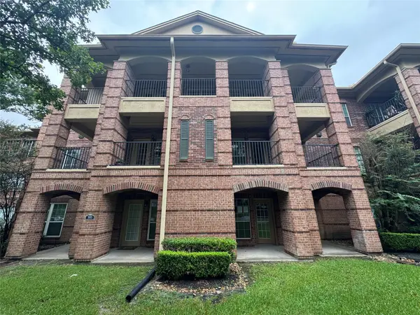 2815 Kings Crossing Drive #104, Houston, TX 77345