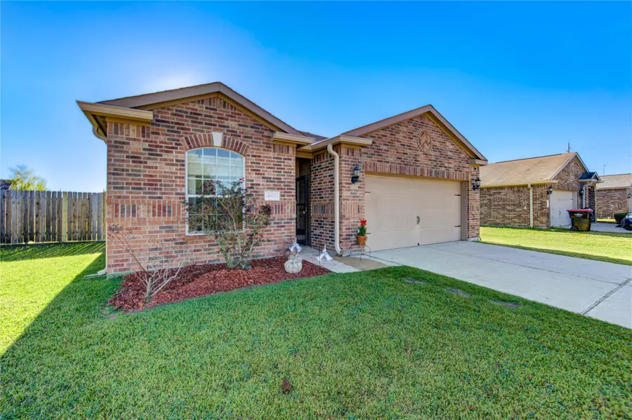 4907 Flagstone Pine Lane, Richmond, TX 77469 - Image #3