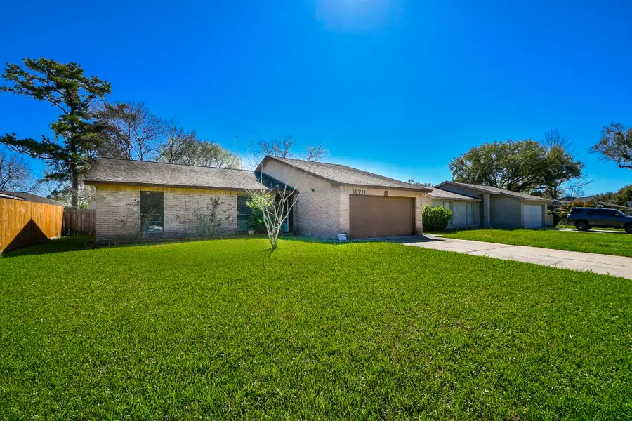 16711 Ribbonridge Drive, Sugar Land, TX 77498 - #3