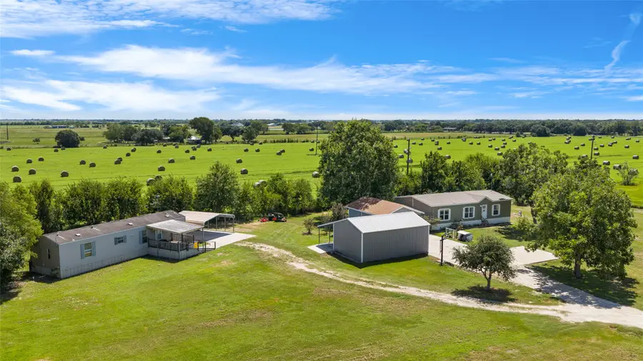 2422 Minks Road, Wallis, TX 77485 - #3