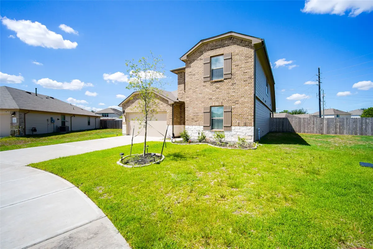 6802 Amber Cliff Lane, Rosenberg, TX 77469 - #1