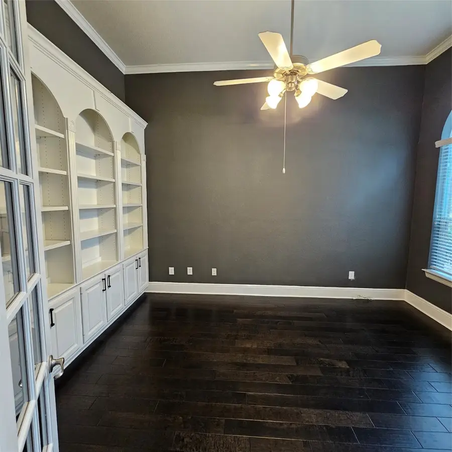 3010 Park Bend Drive, Friendswood, TX 77546 - Image #3