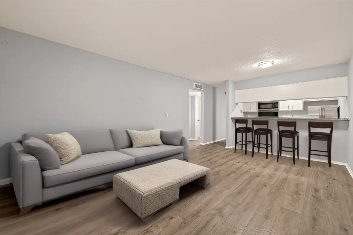 7313 Gulf Freeway #904, Houston, TX 77017 - #1