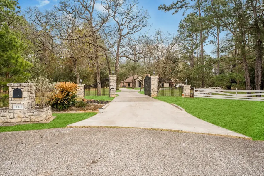 111 Whispering Meadow, Magnolia, TX 77355 - #2