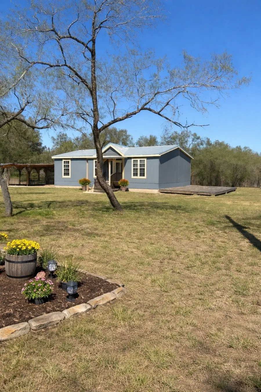 149 High Meadows Dr, Gonzales, TX 78629 - #3