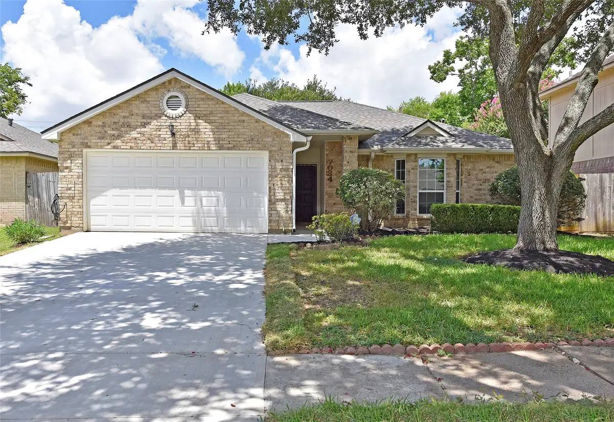 7034 River Bluff Drive, Houston, TX 77085 - #1