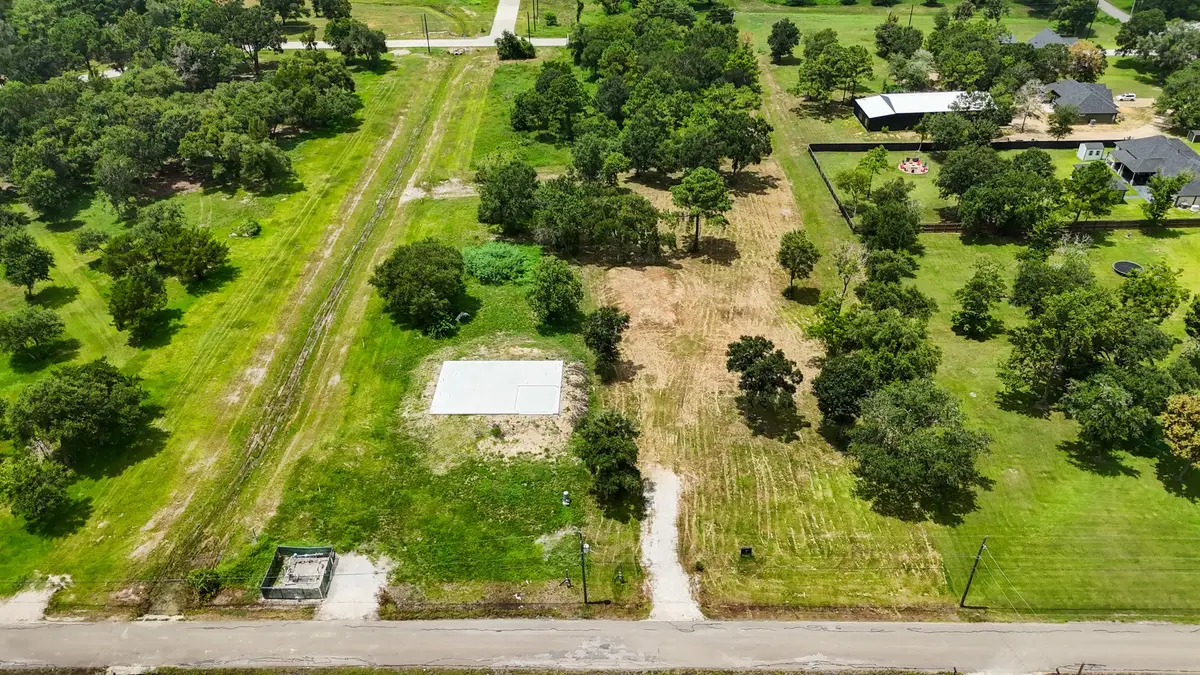 3680 County Road 326, Alvin, TX 77511 - #1
