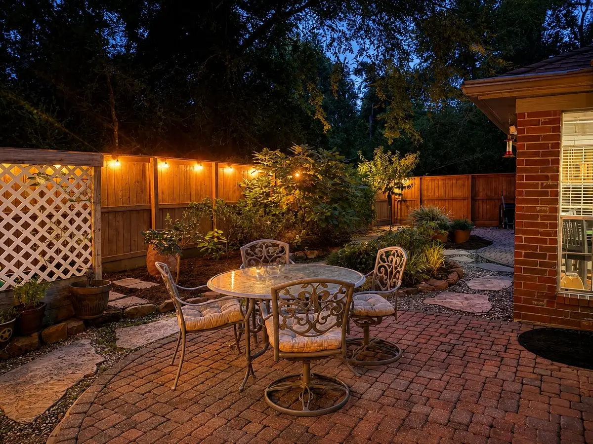 99 S Village Knoll Circle, The Woodlands, TX 77381 - #1