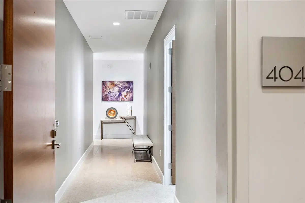 3331 D'amico Street #404, Houston, TX 77019 - #1