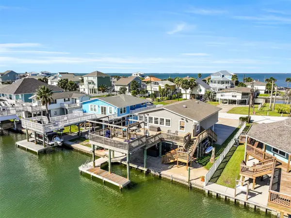 21709 Deaf P Smith Drive, Galveston, TX 77554