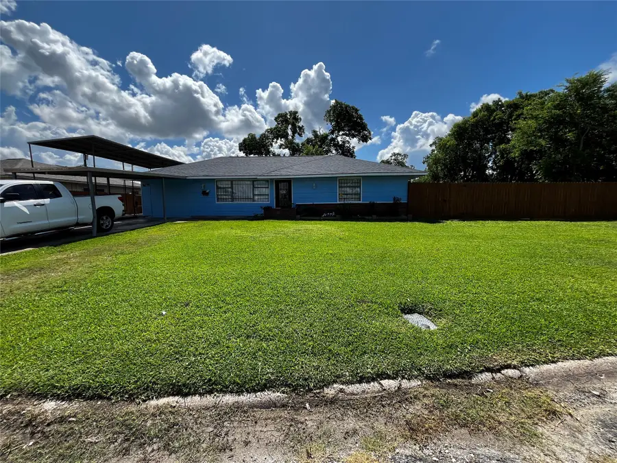 3163 Roe Drive, Houston, TX 77087 - #2