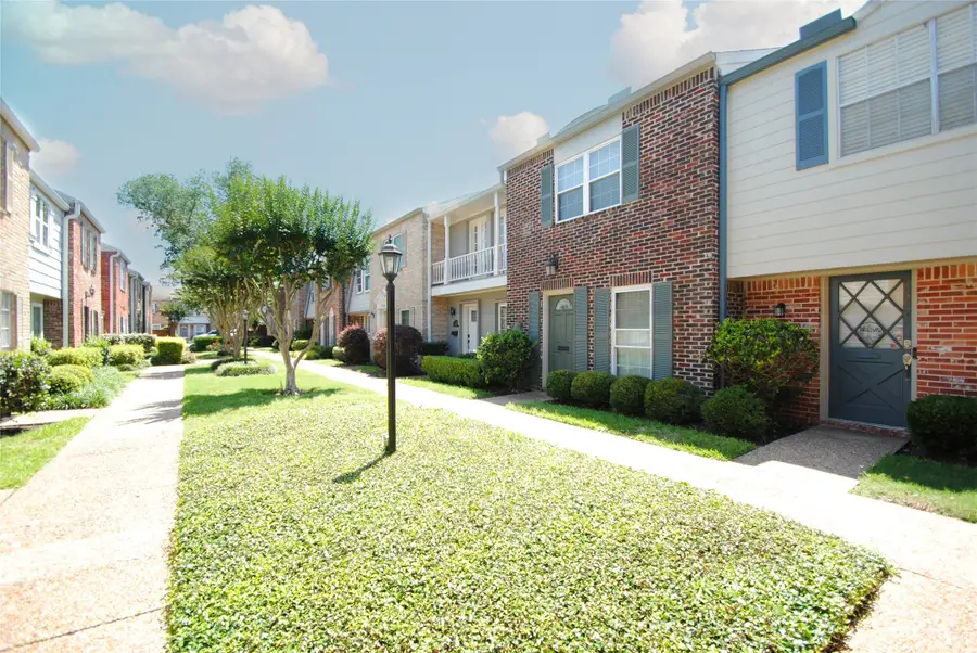 12739 Huntingwick Drive #151, Houston, TX 77024 - #3