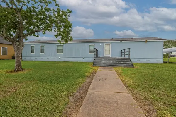 958 Wightman Street, Matagorda, TX 77414