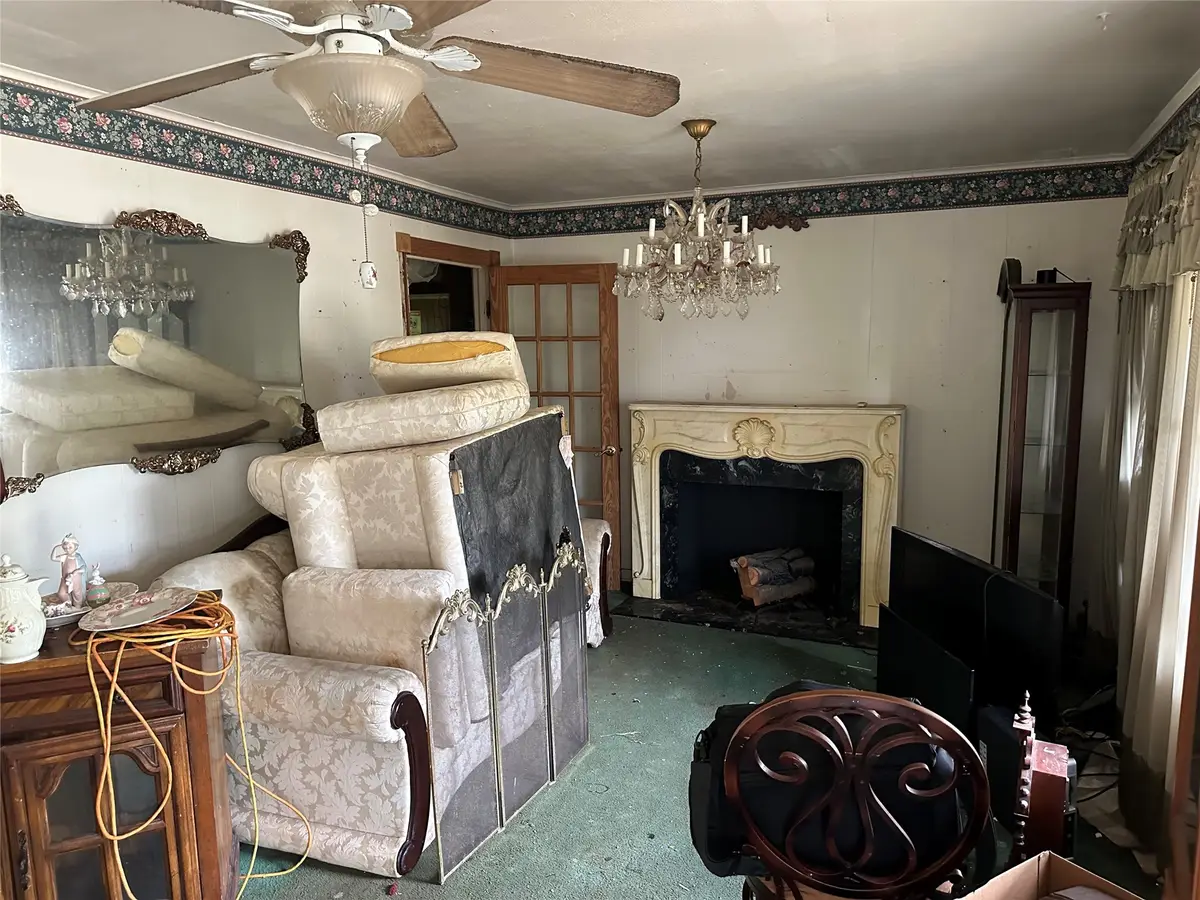 6022 Belarbor Street, Houston, TX 77033 - Image #1