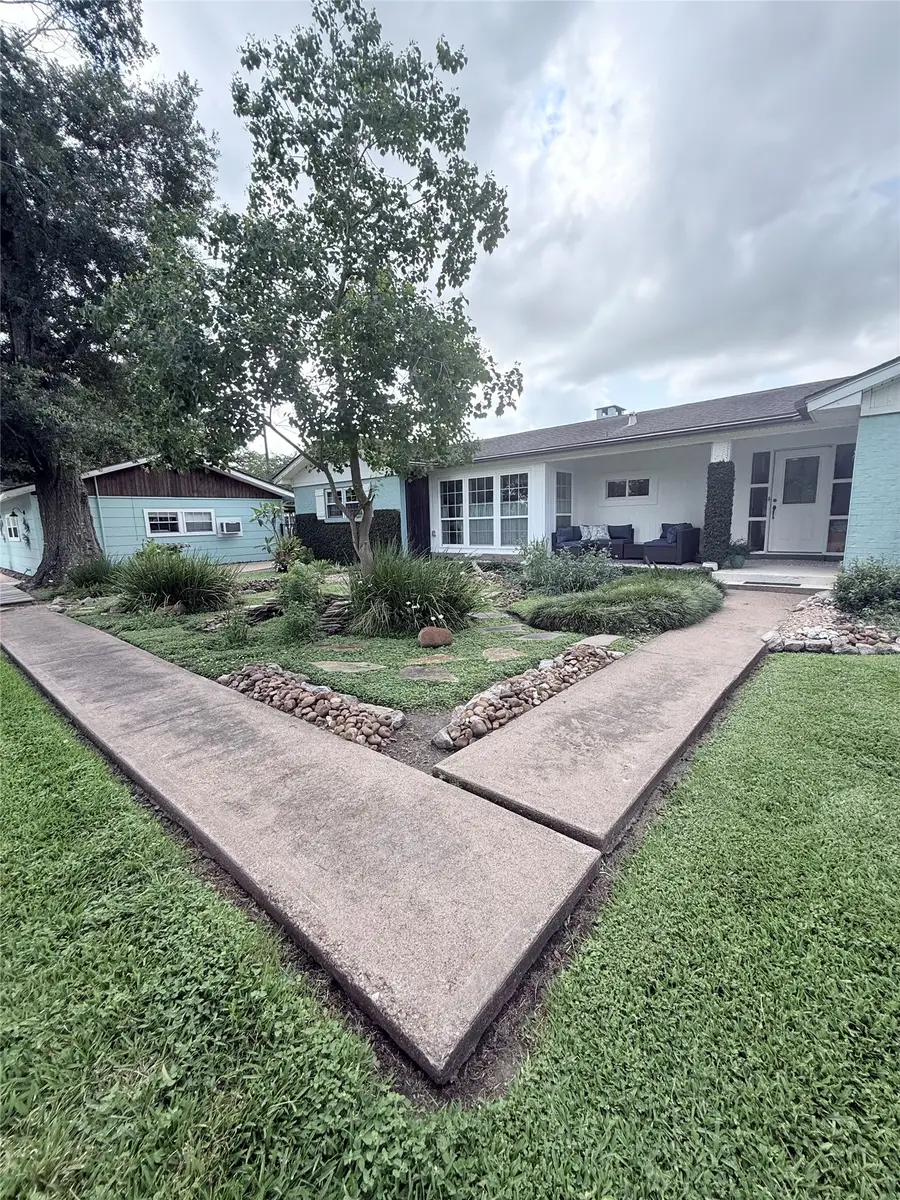 9718 County Road 321, Sweeny, TX 77480 - #3