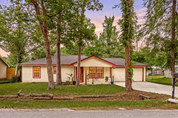 10443 Royal York Drive, Conroe, TX 77303
