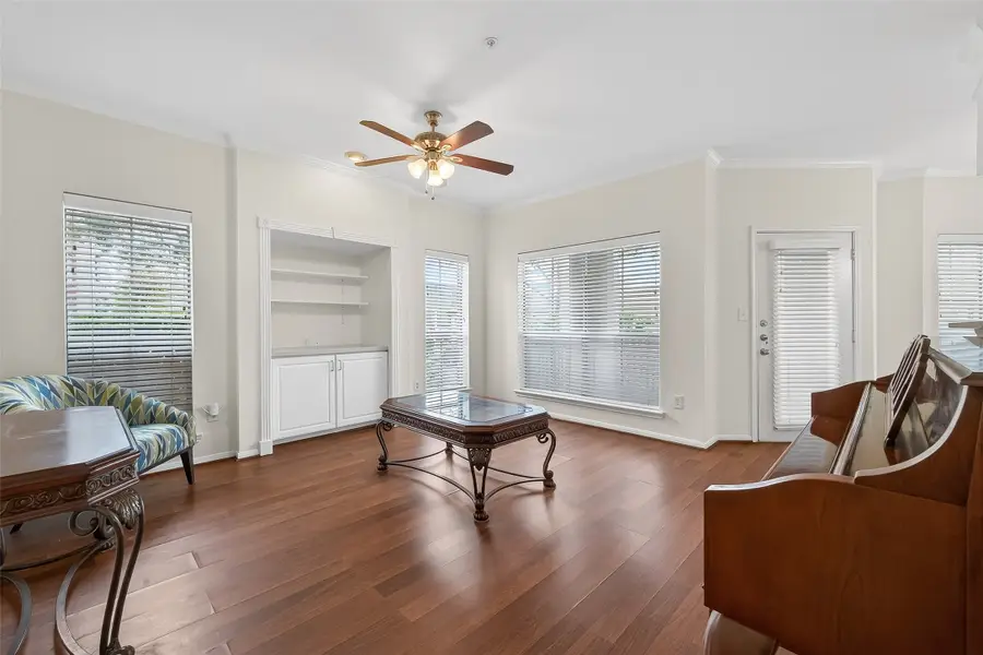 1330 Old Spanish Trail #1101, Houston, TX 77054 - Image #2