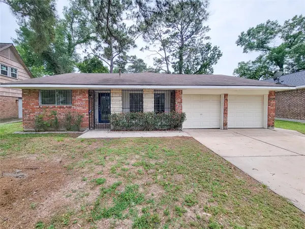 7426 Navasota Street, Houston, TX 77016