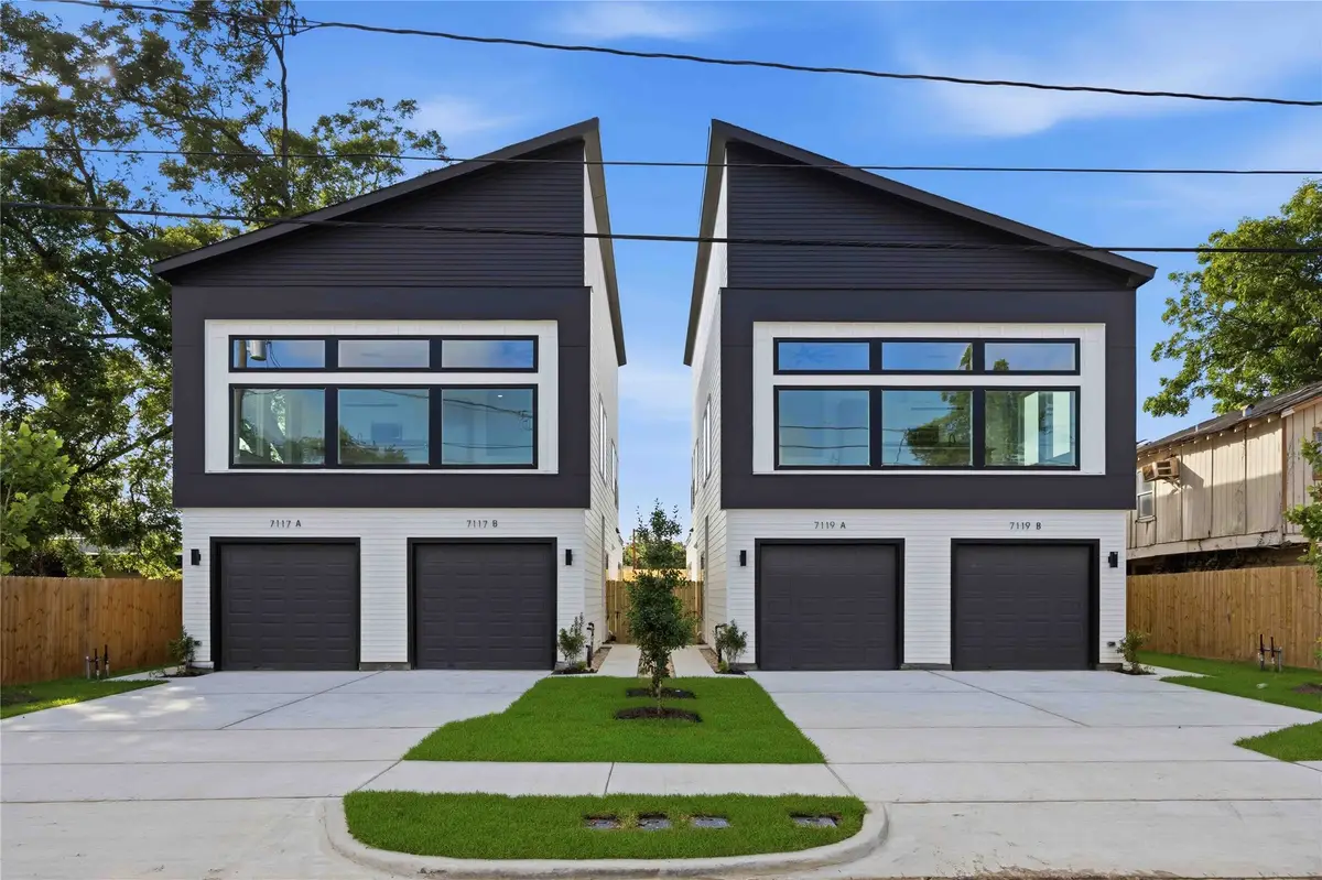 7117 Eastwood Street #A-B, Houston, TX 77021 - #1