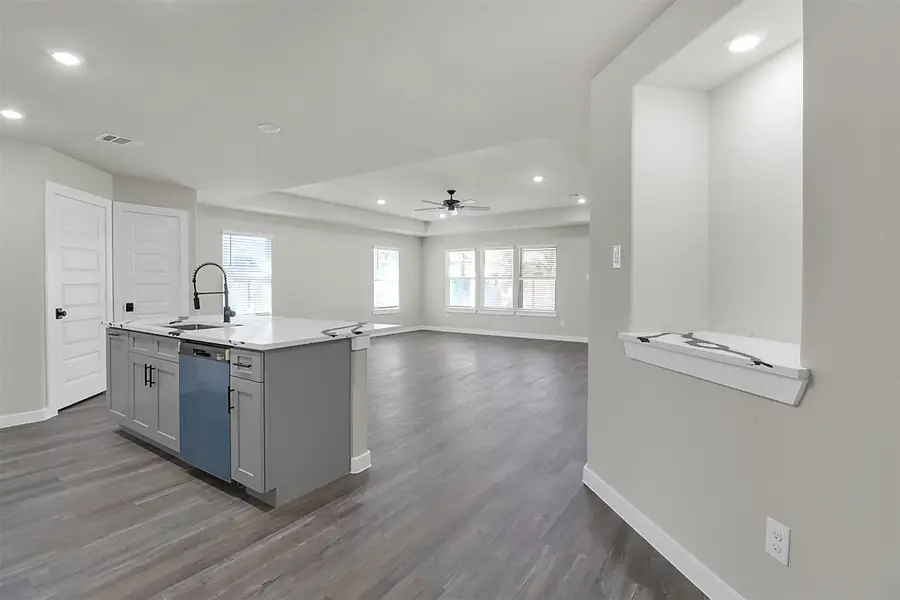 420 W Lobit Street, Baytown, TX 77520 - Image #3