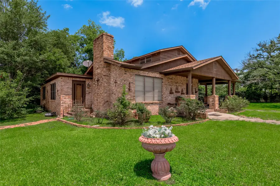 100 W Caroline Street, Trinity, TX 75862 - #3